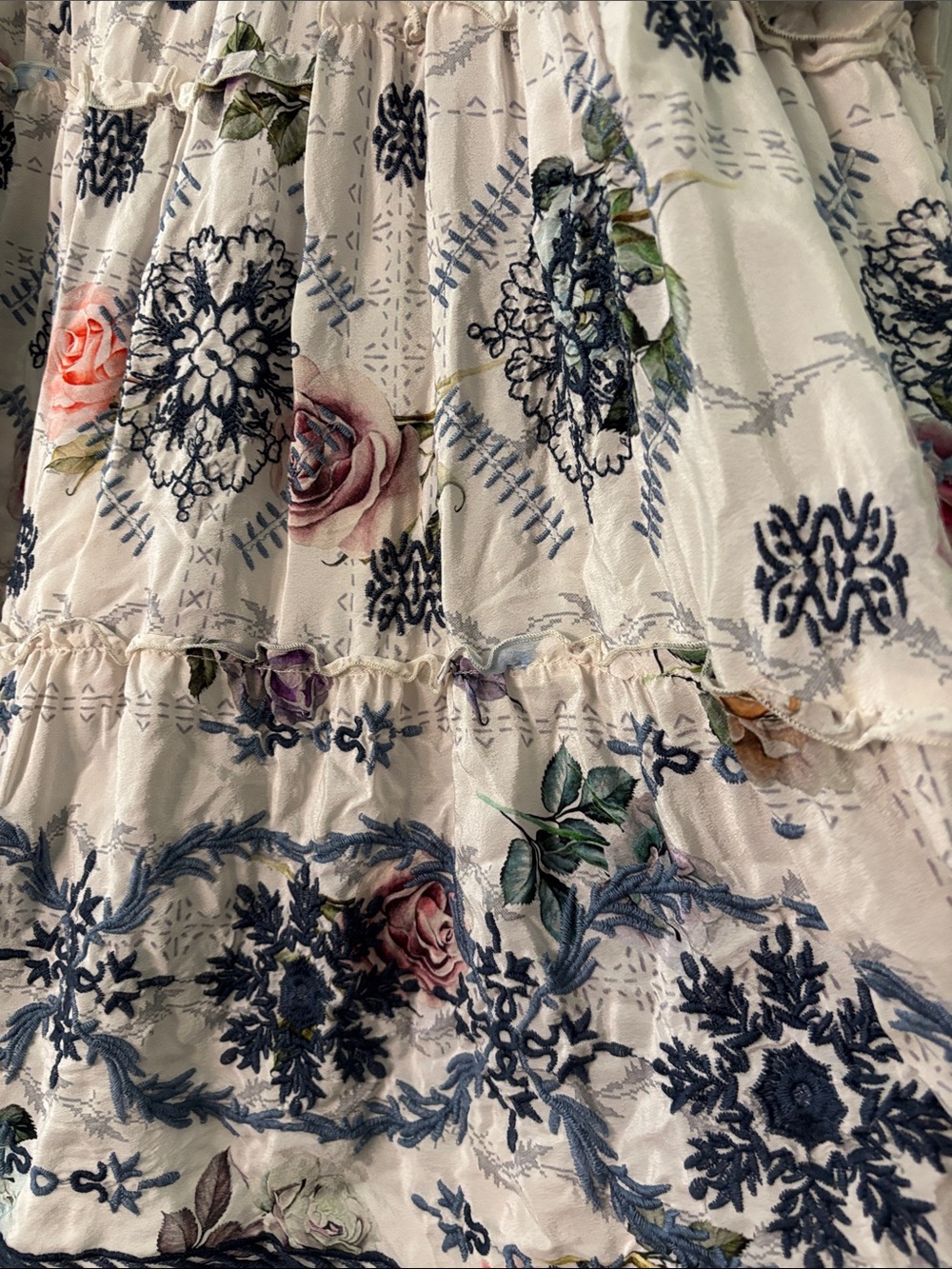 Johnny Was Biya Kailey Silk Floral Embroidered Knee Length Size Small NWT - Picture 7 of 8